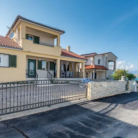 Villa Luxury House 